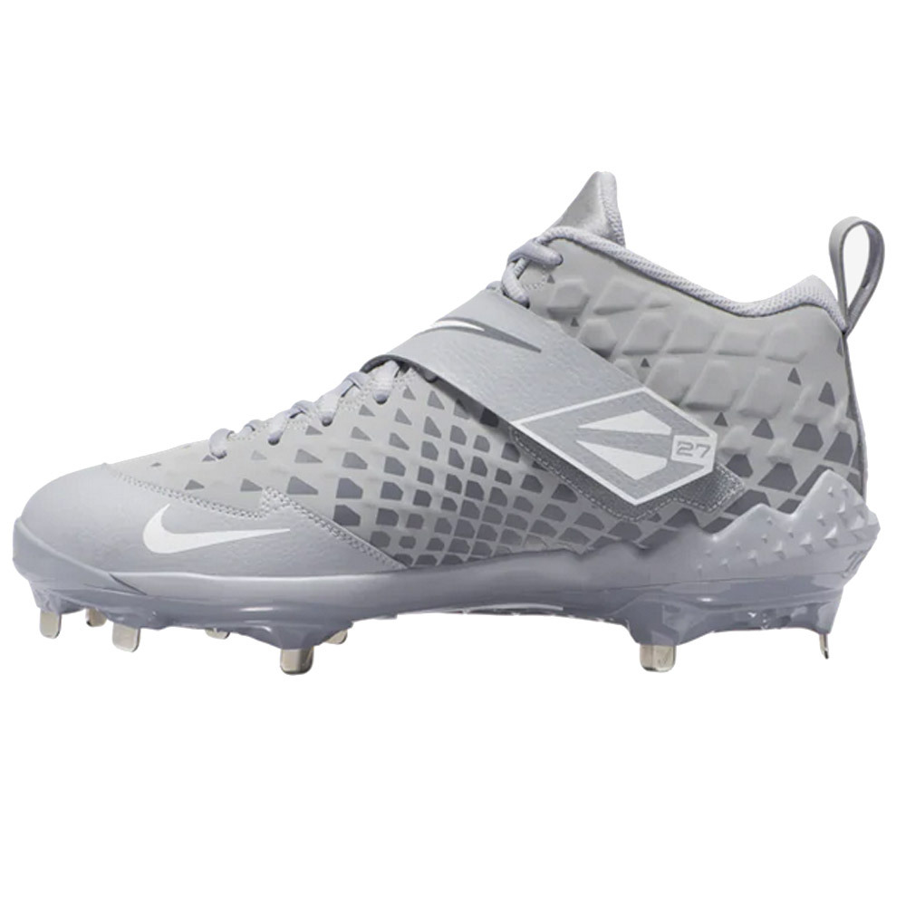 trout cleats metal