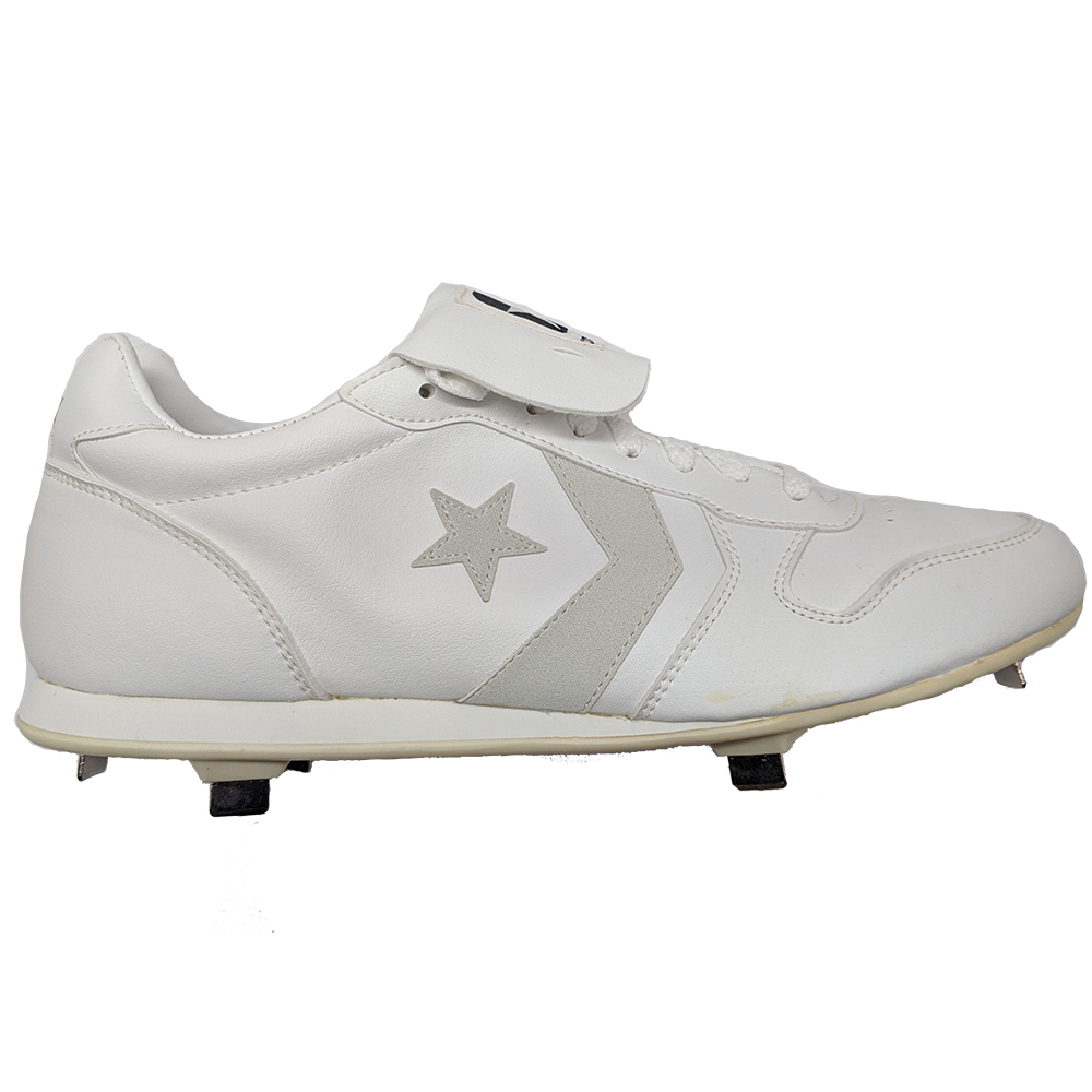 converse baseball cleats 