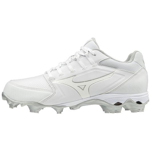 softball cleats australia